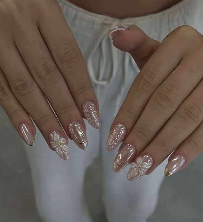 Luxurious Chrome Glazed Nails