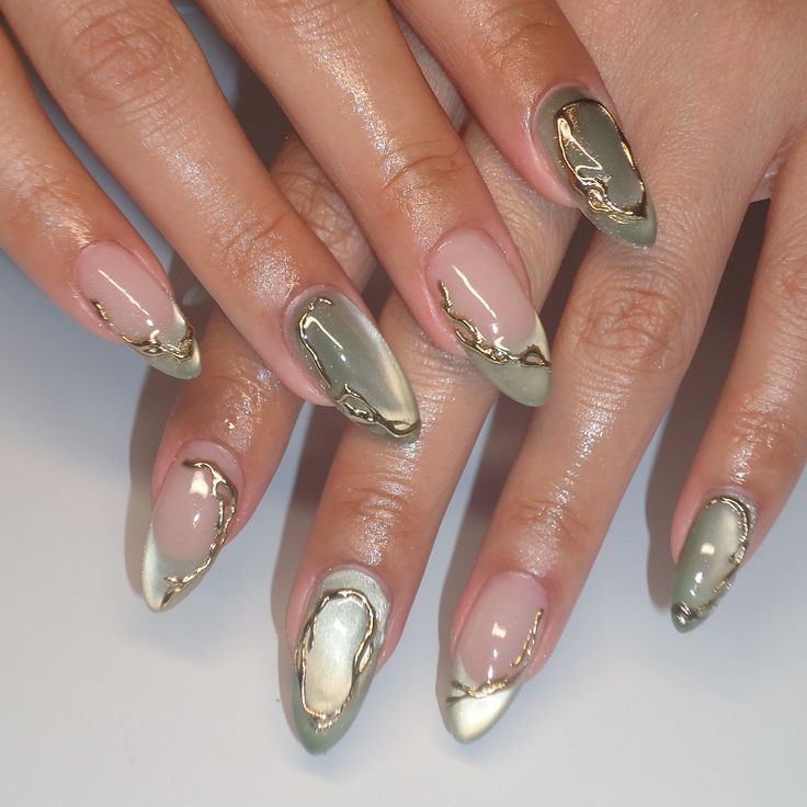 Mint Green Cat Eye Gold Abstract Nails